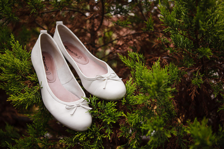 Simple bridal shoes