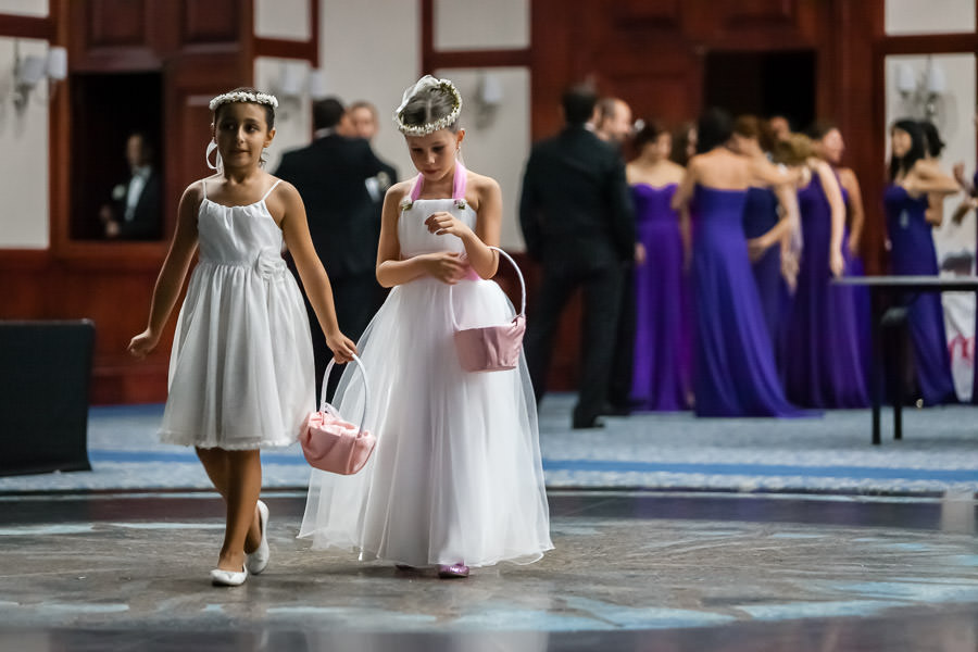 flower girls at Faruk Ilgaz wedding