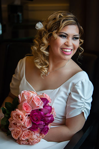 istanbul elopement: bride posing