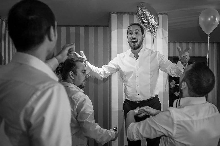 Wedding Party in Wyndham Grand Kalamis Hotel room