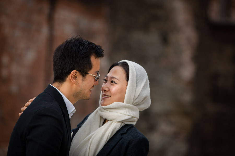 travelling couple photoshoot in istanbul