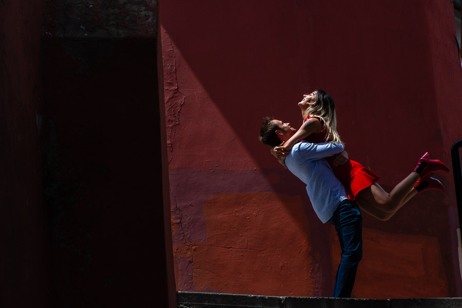 award-winning photo from Istanbul engagement session