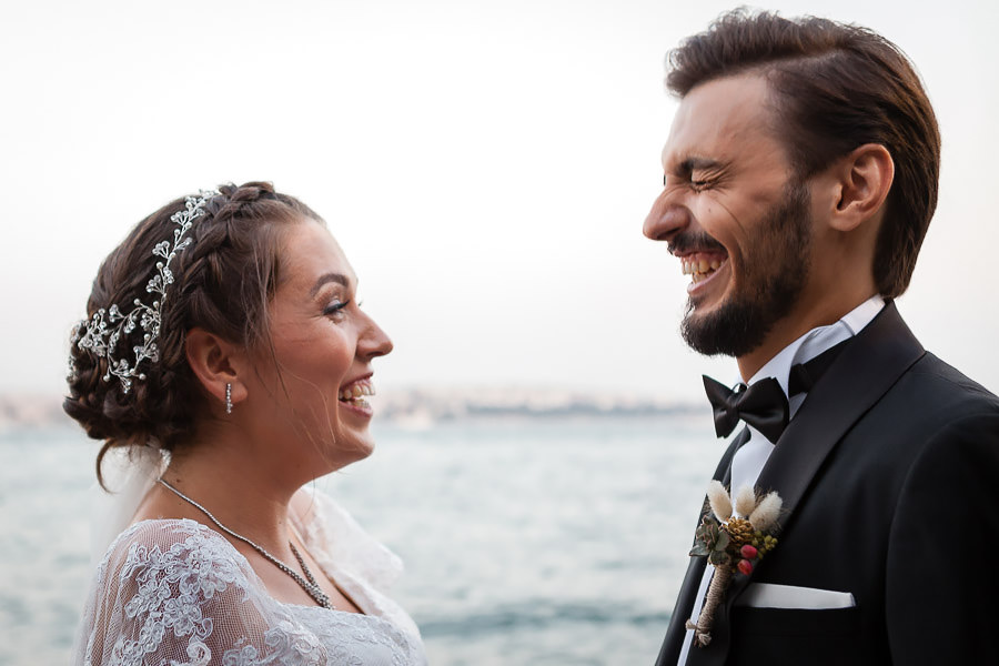 groom laughing histerically 