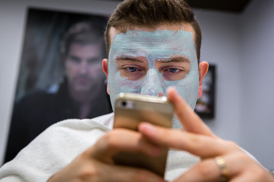 groom's facial treatment